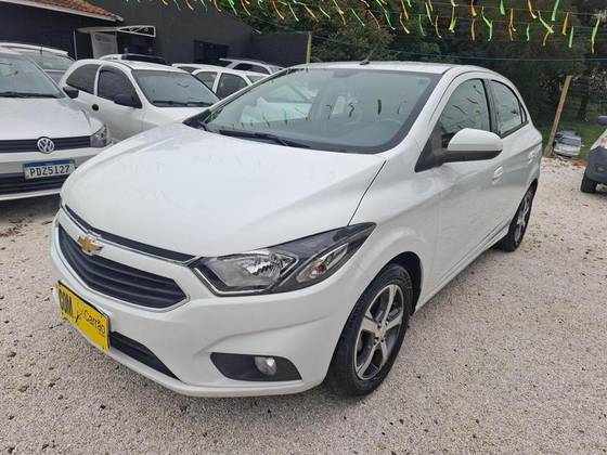 CHEVROLET ONIX 1.4 MPFI LTZ 8V FLEX 4P AUTOMÁTICO CHEVROLET ONIX 1.4 MPFI LTZ 8V FLEX 4P AUTOMÁTICO